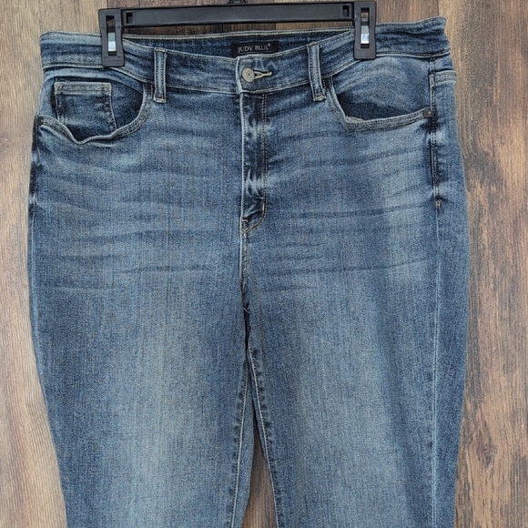 Judy Blue Denim - Judy Blue Boyfriend Fit Classic Blue Skinny Plus Size Jeans 15/32